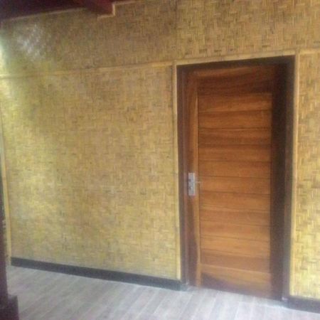 Lima Bintang Hotel Gili Trawangan Exterior foto