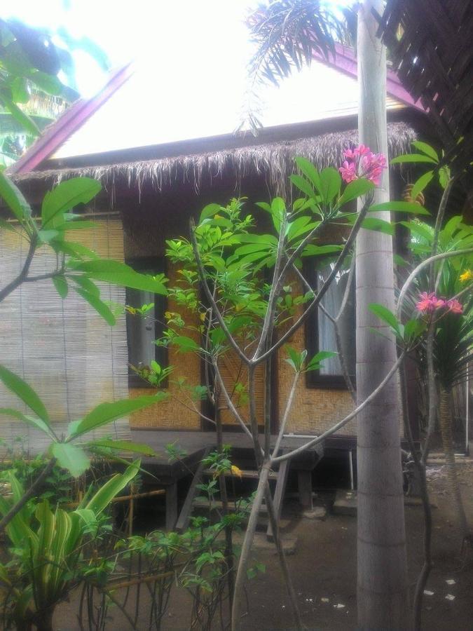 Lima Bintang Hotel Gili Trawangan Exterior foto