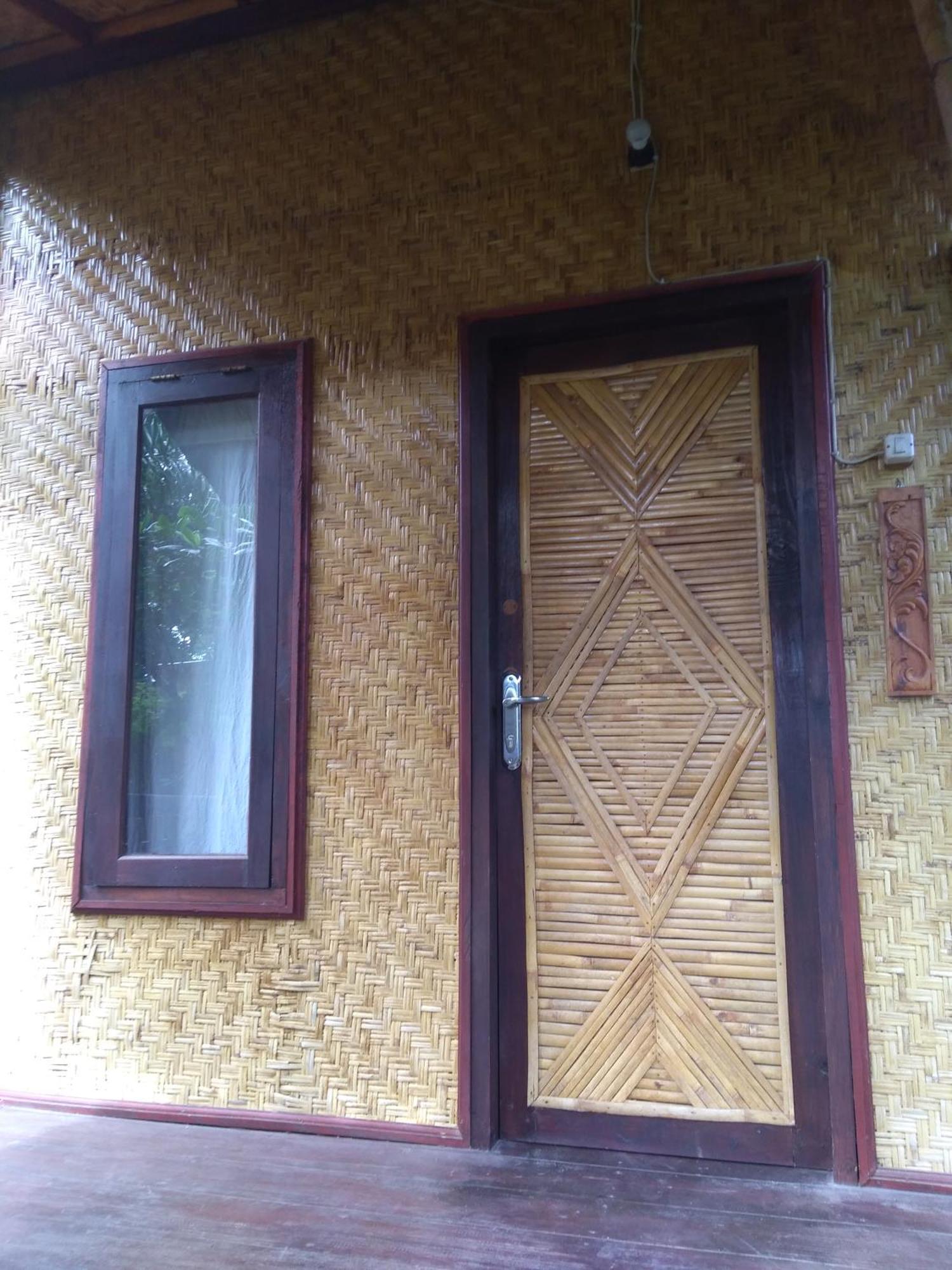 Lima Bintang Hotel Gili Trawangan Exterior foto
