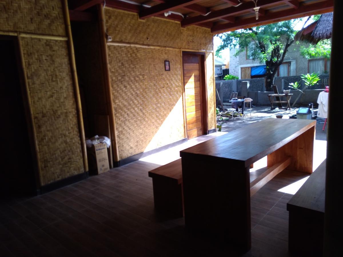 Lima Bintang Hotel Gili Trawangan Exterior foto